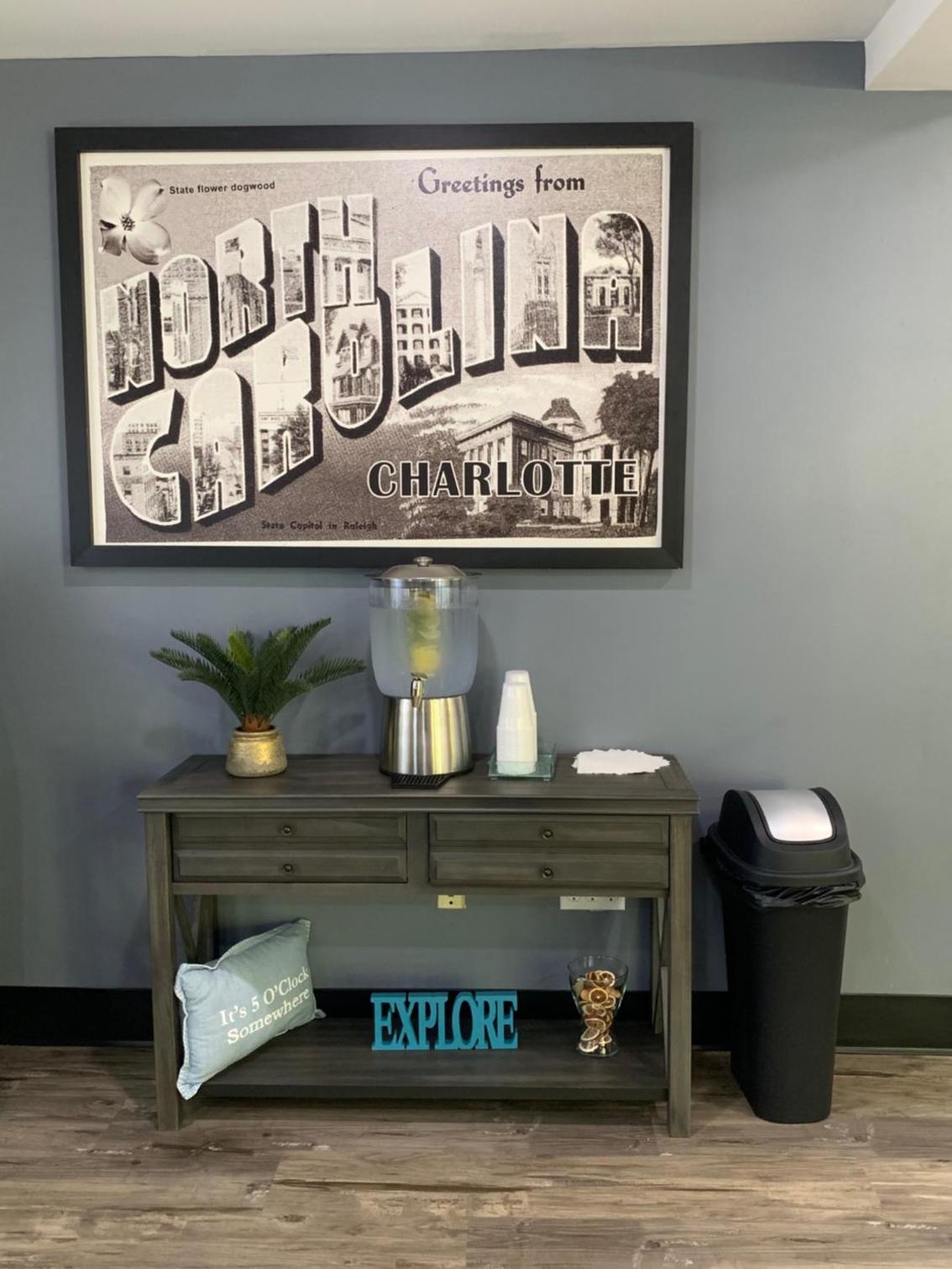 Super 8 by Wyndham Charlotte University - photo 38