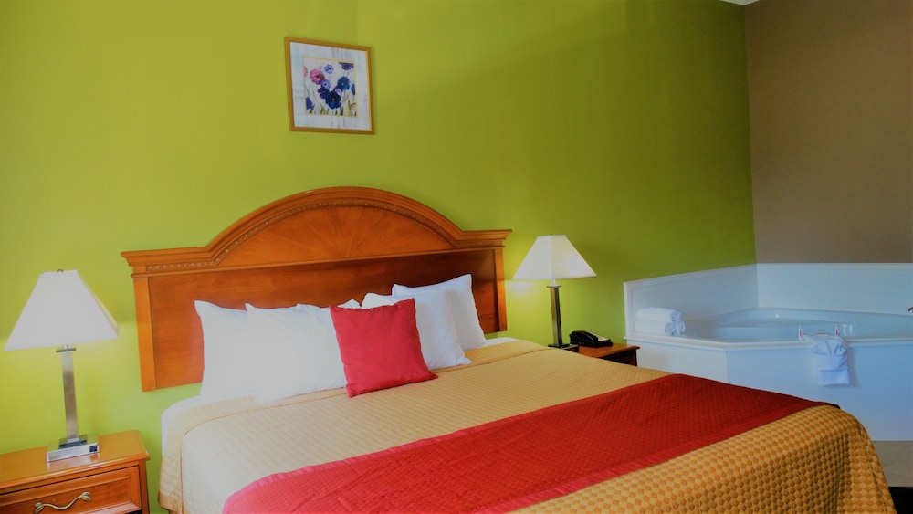 Oak Tree Inn & Suites - photo 15