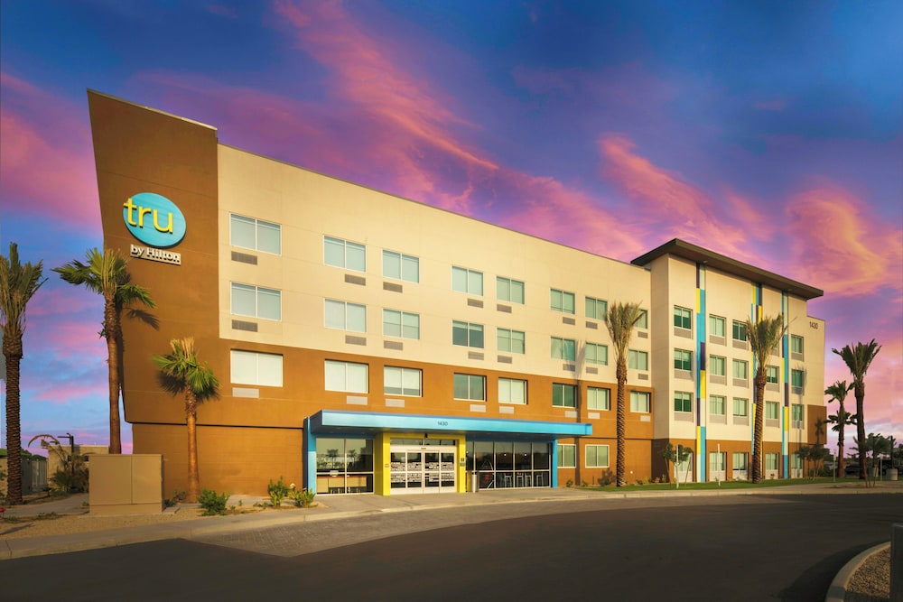 Tru By Hilton Goodyear Phoenix West AZ - featured photo