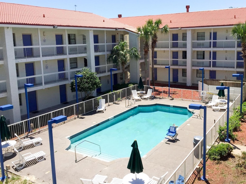 Stayable Suites Jacksonville - photo 56