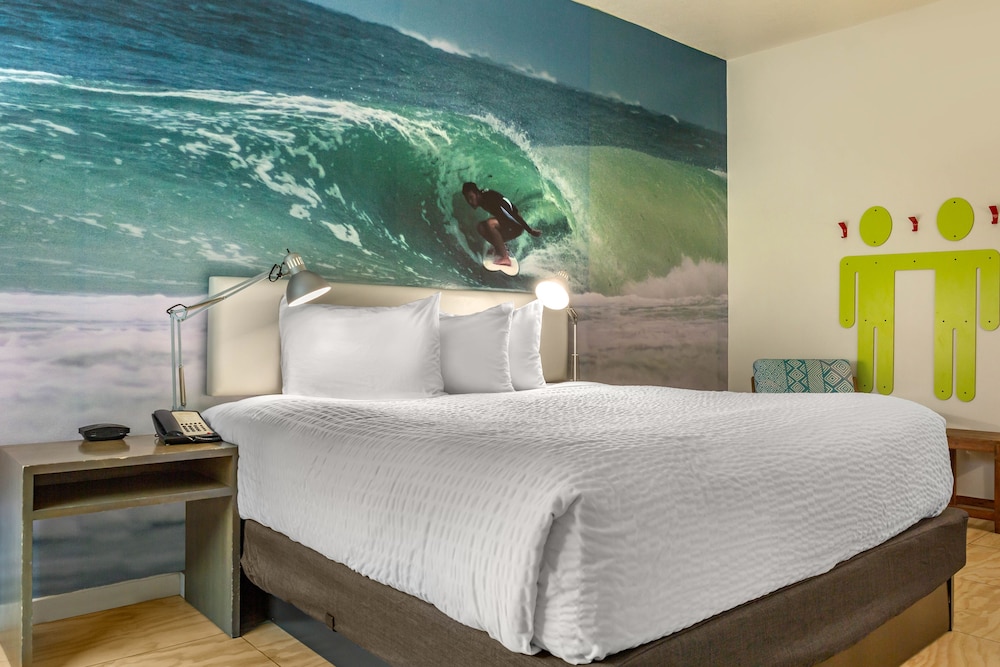 The Luce St. Pete Beach a Tribute Portfolio Hotel - photo 6