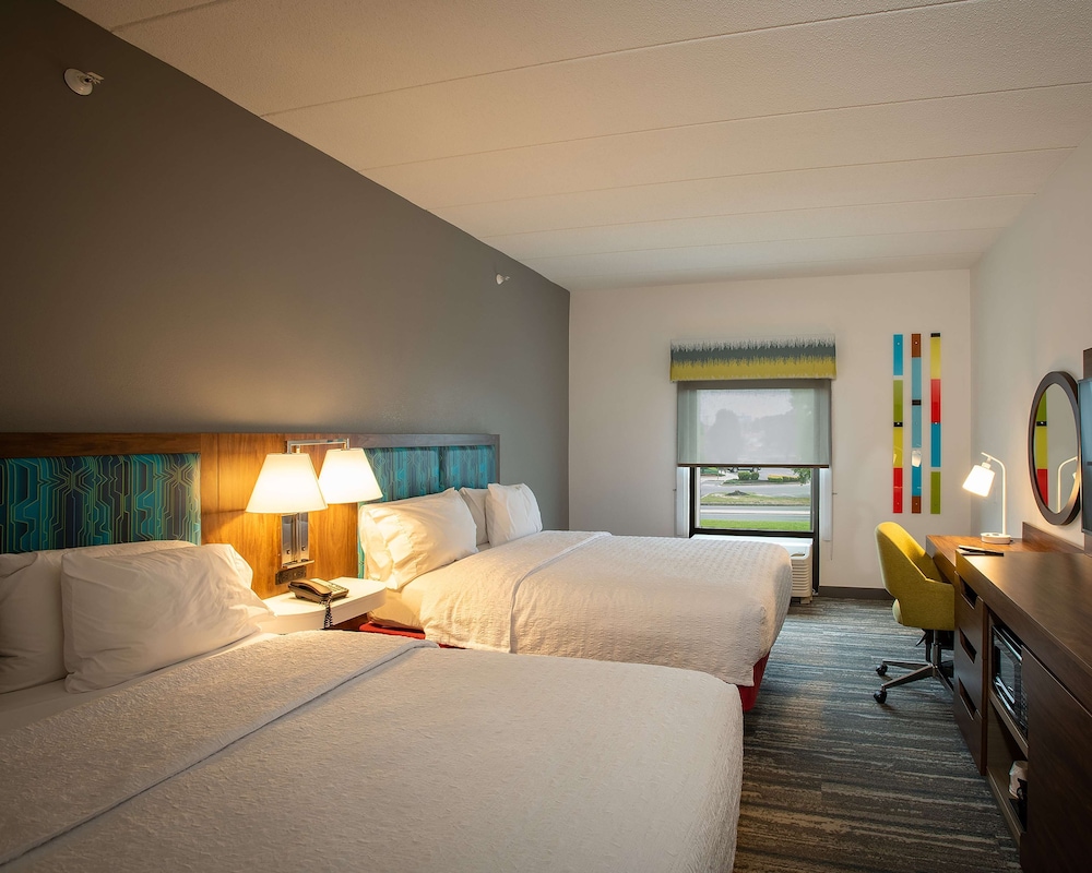 Hampton Inn Seaford - photo 8