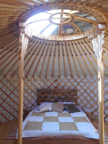 2 Yourtes au naturel - carbon neutral hotel in Unknown City