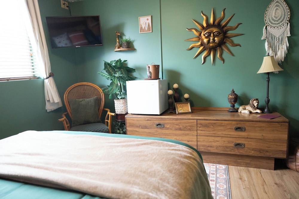 Monroe Street Suites - photo 12