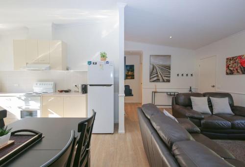 Silver Birches Holiday Village Unit 1 in Bright, Australia