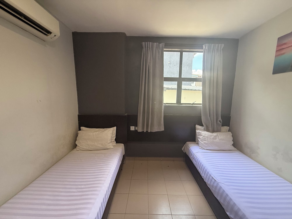 Tiong Nam Hotel — hotel near Seletar Airport