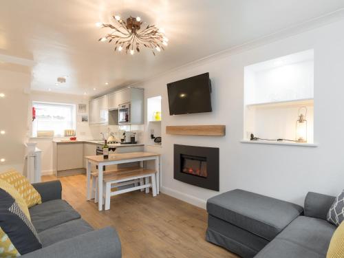 One Beckside Cottage