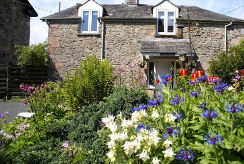 Norwood Cottage — 4-Star Luxury Hotel in Kirkby Lonsdale, United Kingdom