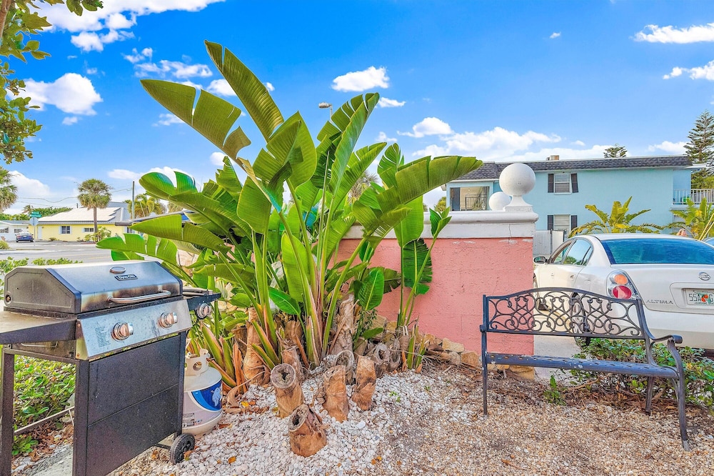 Blind Pass Resort Motel - photo 15