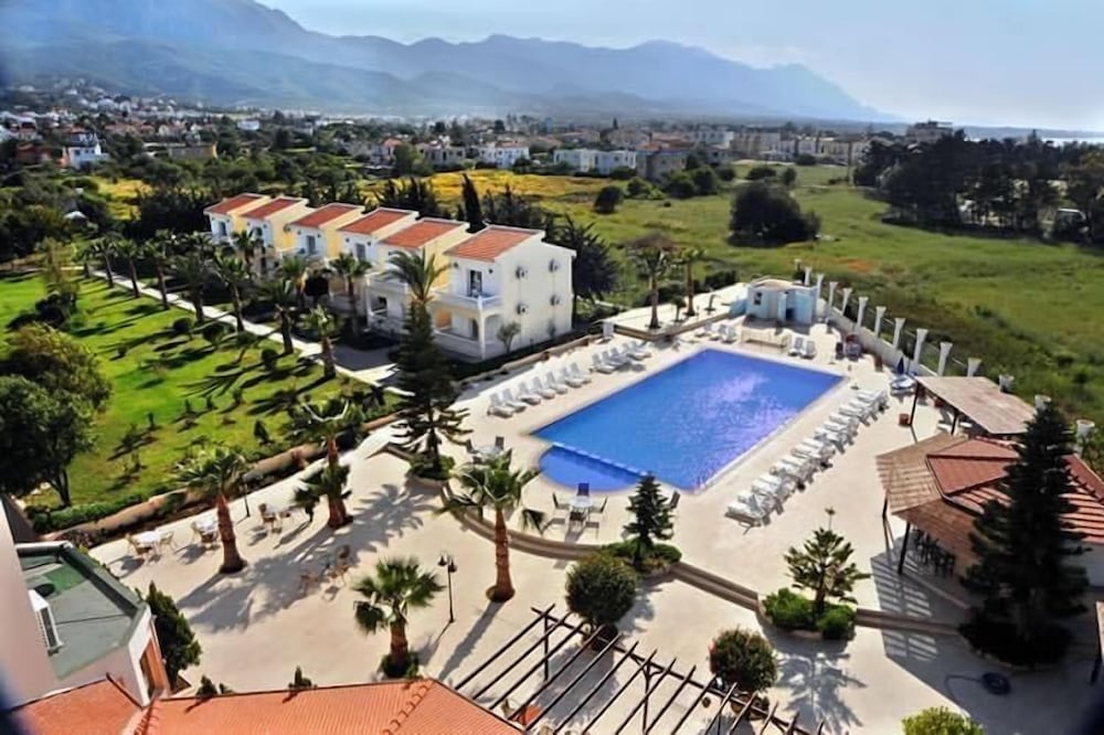 Mv Hotel - carbon neutral hotel in Kyrenia