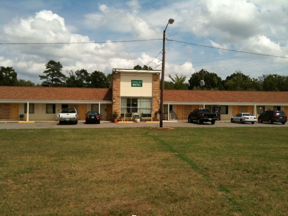 Cavalier Motel — hotel in Glen Allen