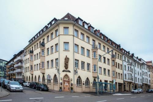 Lisa 4 Wg Zimmer Eggert — Pforzheim