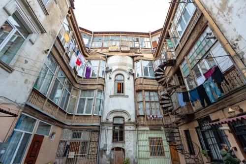 Opera House 2BR Apt with Tbilisi Charm By Wehost