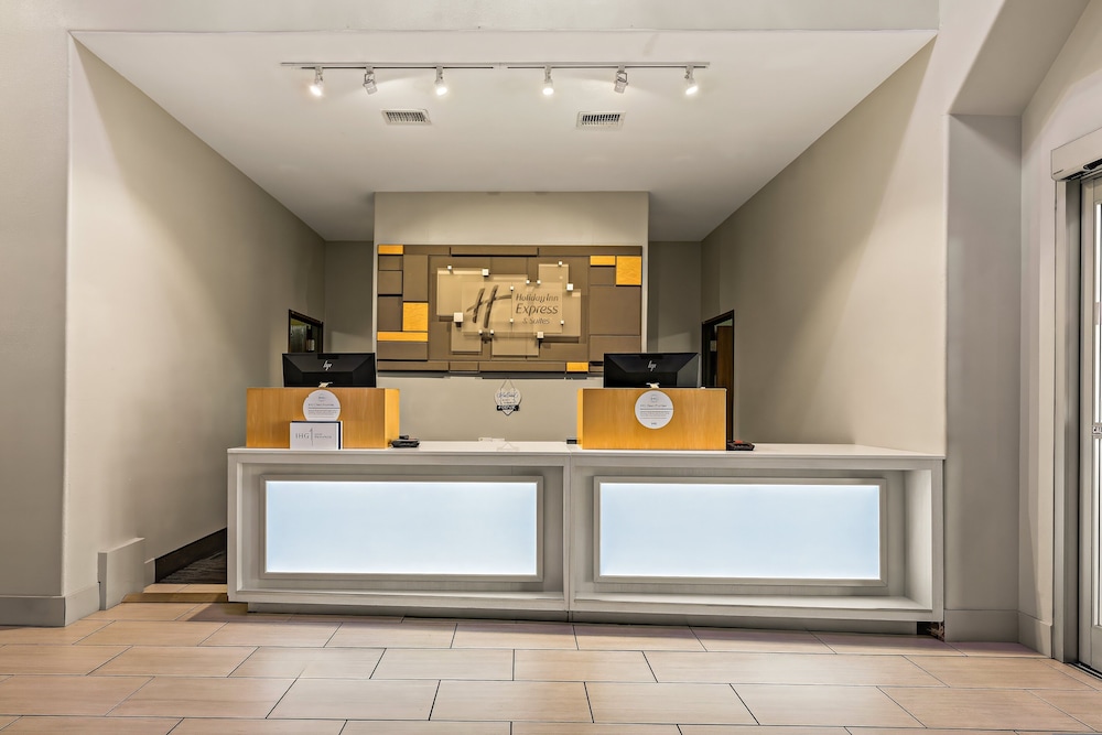 Holiday Inn Express Hotel & Suites Okmulgee by IHG - photo 2