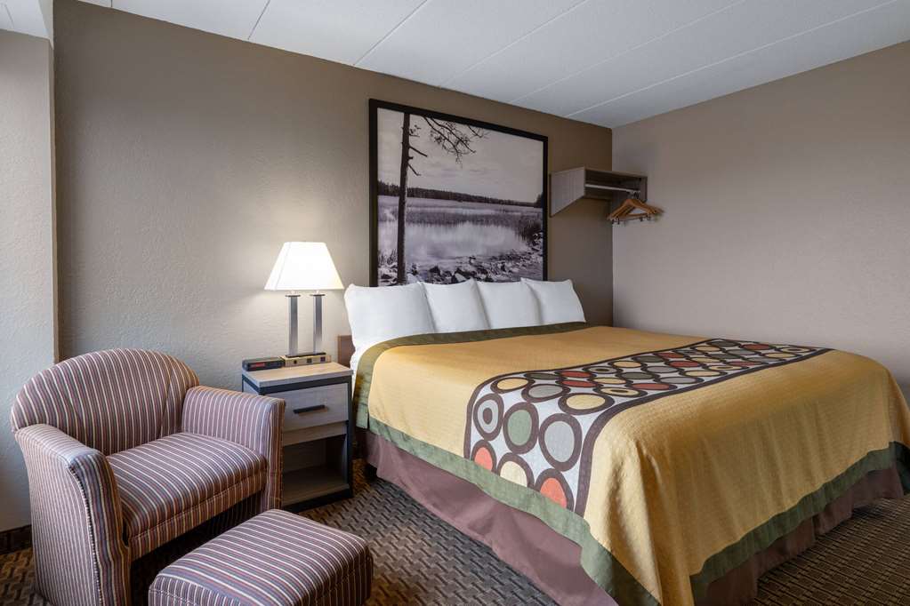Super 8 by Wyndham Owatonna - photo 26