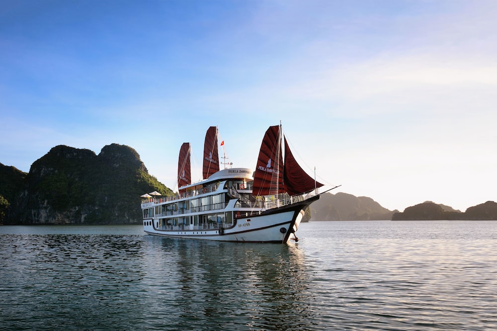 Perla Dawn Sails in Haiphong, Vietnam
