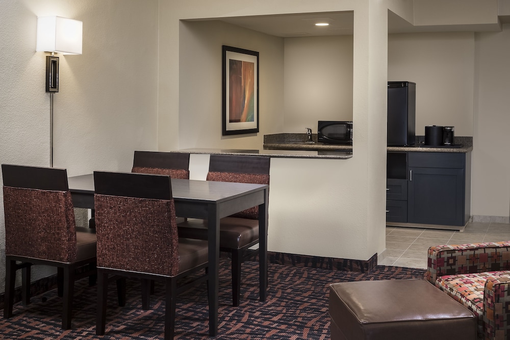 Holiday Inn Wichita East I 35 an IHG Hotel - photo 4
