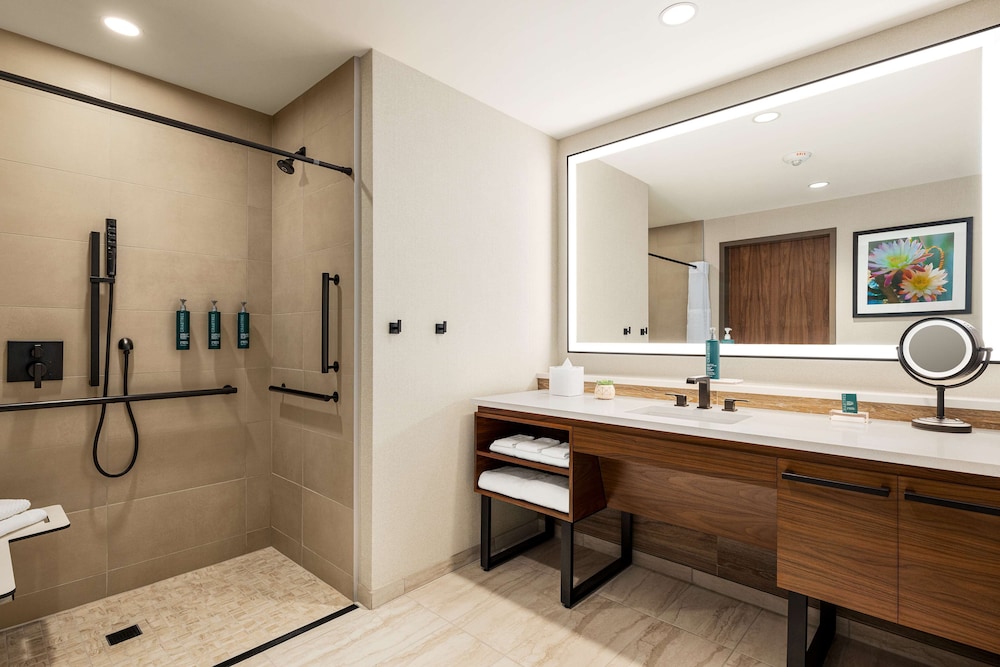 Hilton North Scottsdale At Cavasson - photo 13