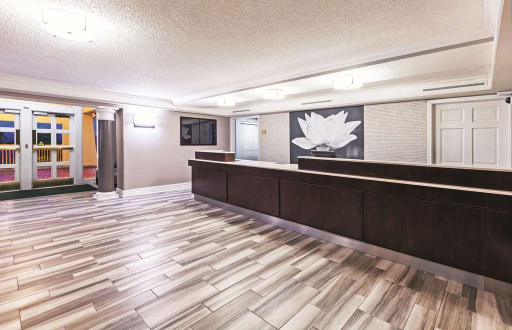 La Quinta Inn by Wyndham Odessa - photo 12