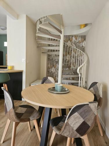 Le Cosy Duplex Centre - carbon neutral hotel in Dinan