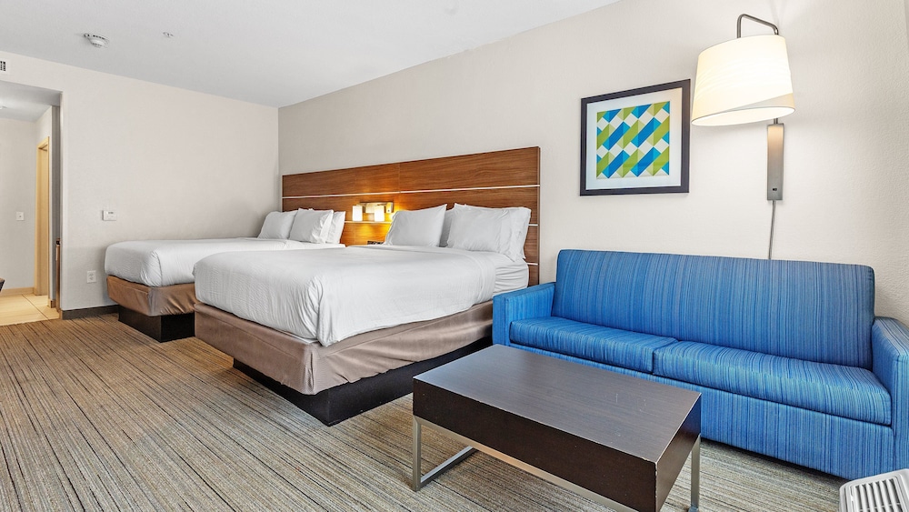 Holiday Inn Express & Suites Mobile University Area by IHG - photo 24