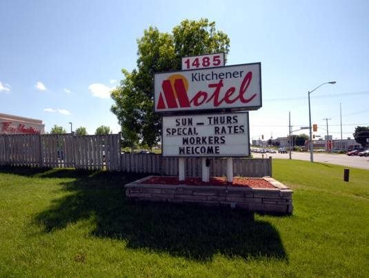 Kitchener Motel in Kitchener, Canada