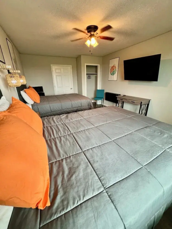 The 409 Bolivar Beach Hotel - photo 4
