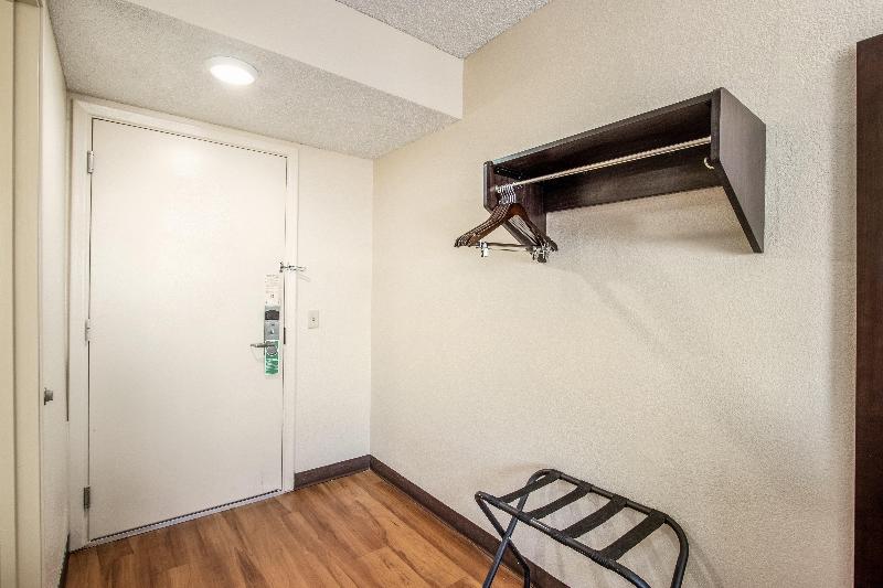Red Roof Inn El Paso West - photo 44