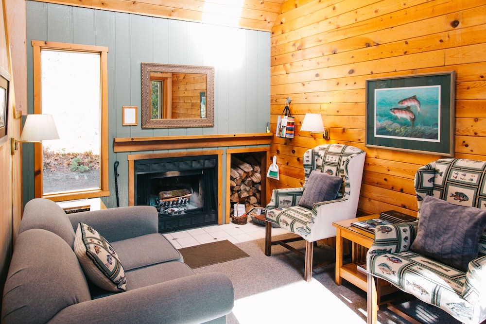 Steamboat Inn - photo 41