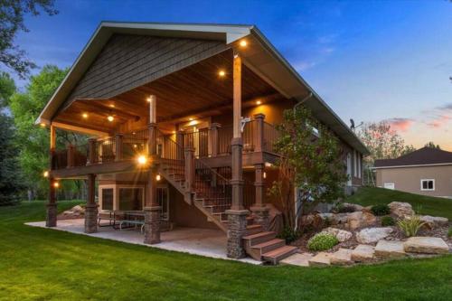 Retreat on the Green Rigby ID — 4-Star Luxury Hotel in Rigby, United States