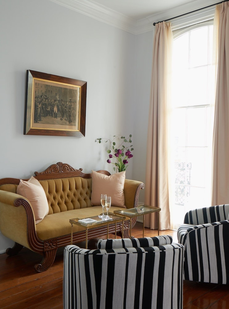 Henry Howard Hotel - photo 22