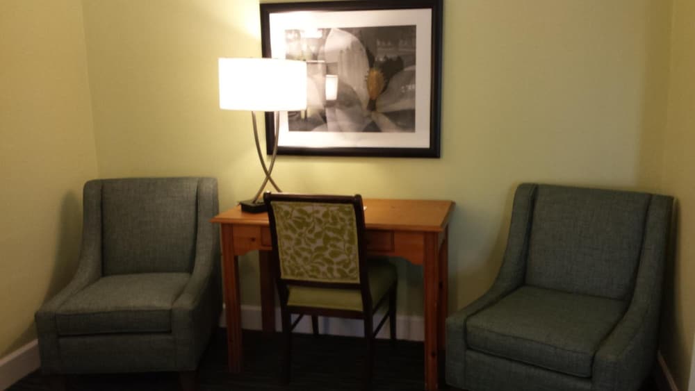 The University Inn at Emory - photo 15