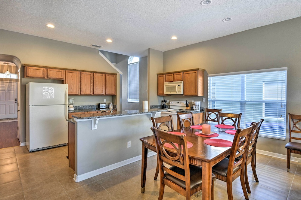 10 Mi to Disney Resort Home with Pool and Spa - photo 23