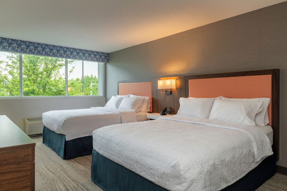Hampton Inn by Hilton Manchester - photo 8