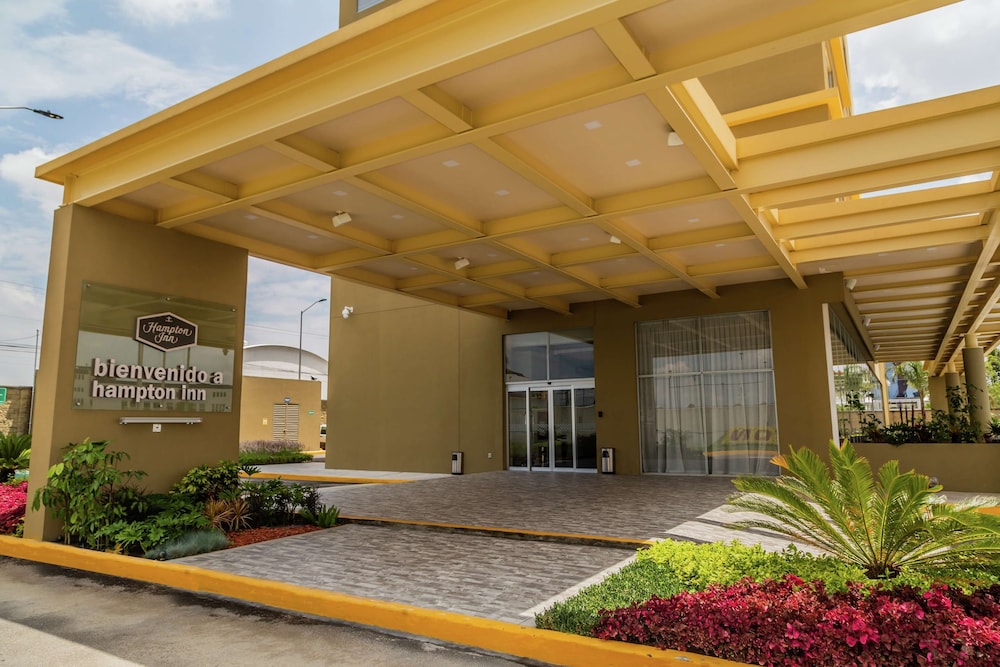Hampton Inn & Suites by Hilton Puebla in San Andres Cholula, Mexico