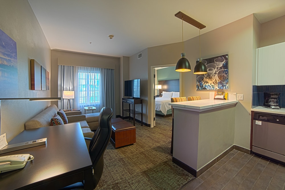 Staybridge Suites Houston Nasa Clear Lake by IHG - photo 15