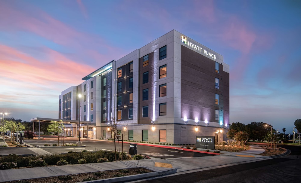Hyatt Place Newark Silicon Valley - photo 72