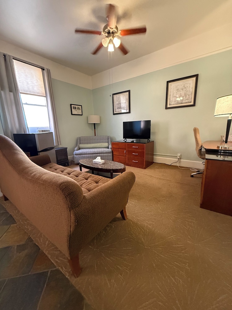 The Gadsden Hotel - photo 52