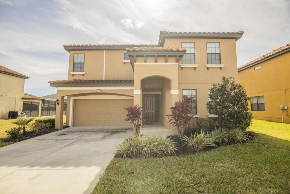 Elegant Providence Resort Pool Home - photo 26
