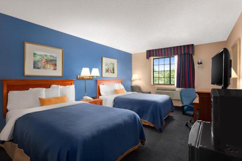 Days Inn by Wyndham Keene NH - photo 12