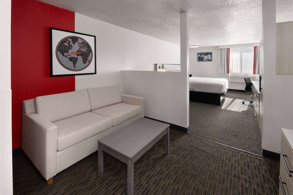 SYLO Hotel Denver Airport a Ramada by Wyndham - photo 29