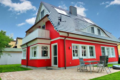 Haus Windflüchter — 4-Star Luxury Hotel in Zingst, Germany