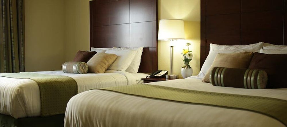 Cobblestone Hotel & Suites Wayne - photo 7