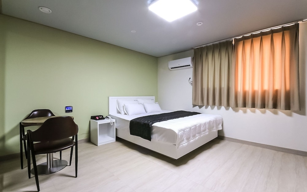 Yeongcheon Yolo Self Check in Motel in Gyeongsan-Si, South Korea