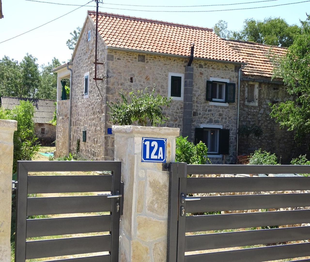 Country House Kostela — 4-Star Luxury Hotel in Stankovci, Croatia