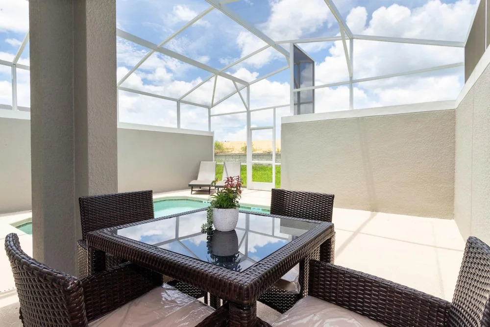 4BR Luxury Pool Game Room Disney Nearby Sleeps 12 - photo 19