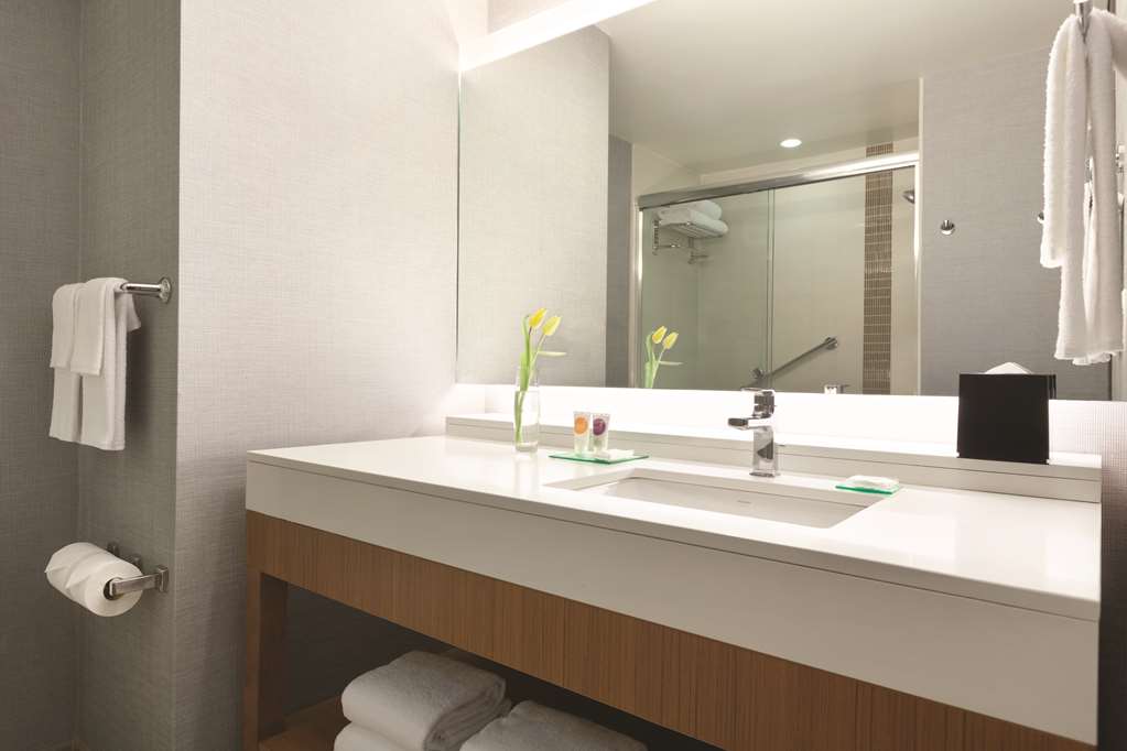 Hyatt Place at Anaheim Resort Convention Center - photo 10