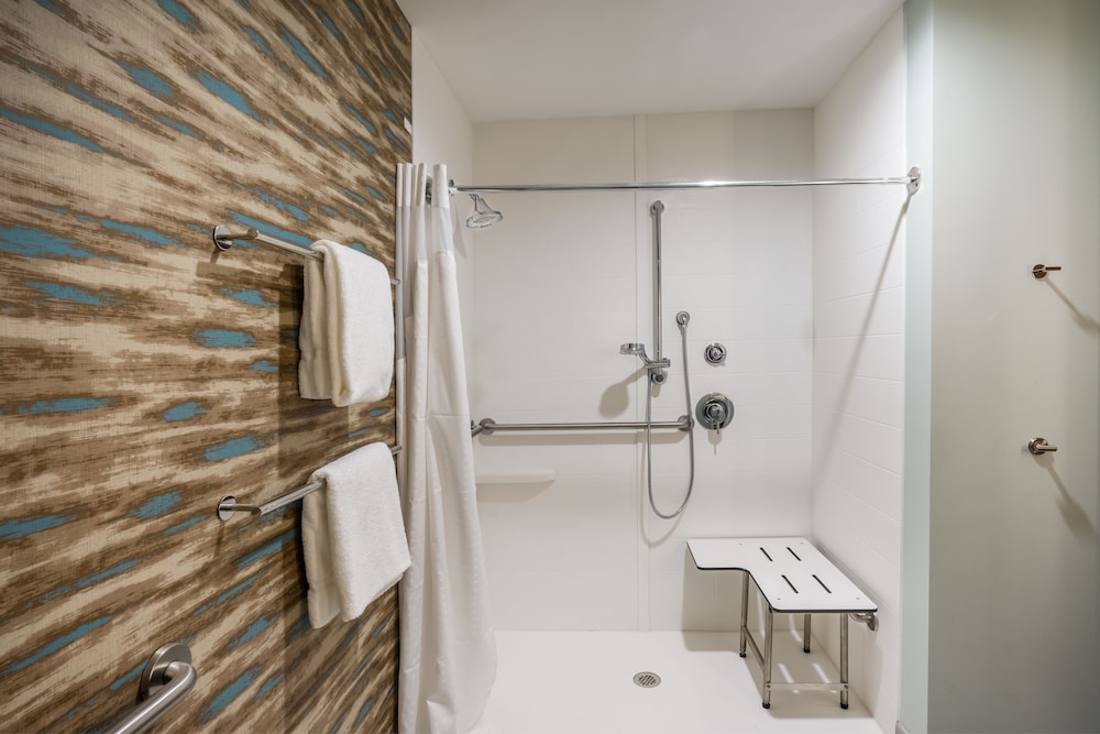 Holiday Inn Express & Suites Greenville SE Simpsonville by IHG - photo 31