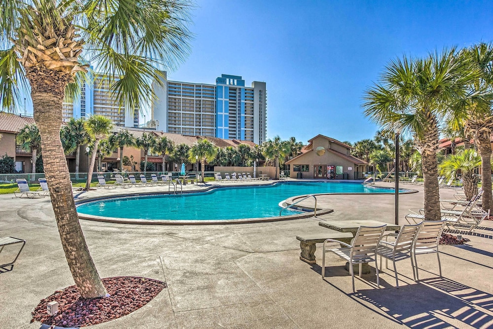 Updated PCB Resort Townhome Walk to Beach - photo 11