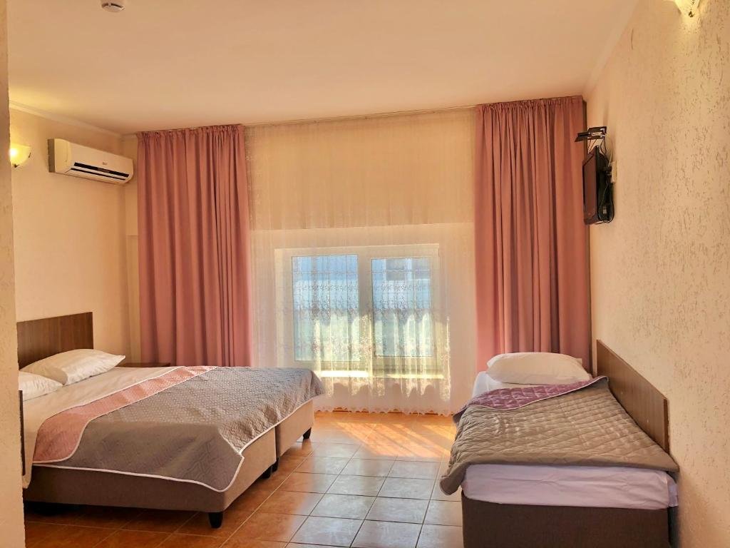 Kami Mini Hotel in Arkhipo-Osipovka, Russia